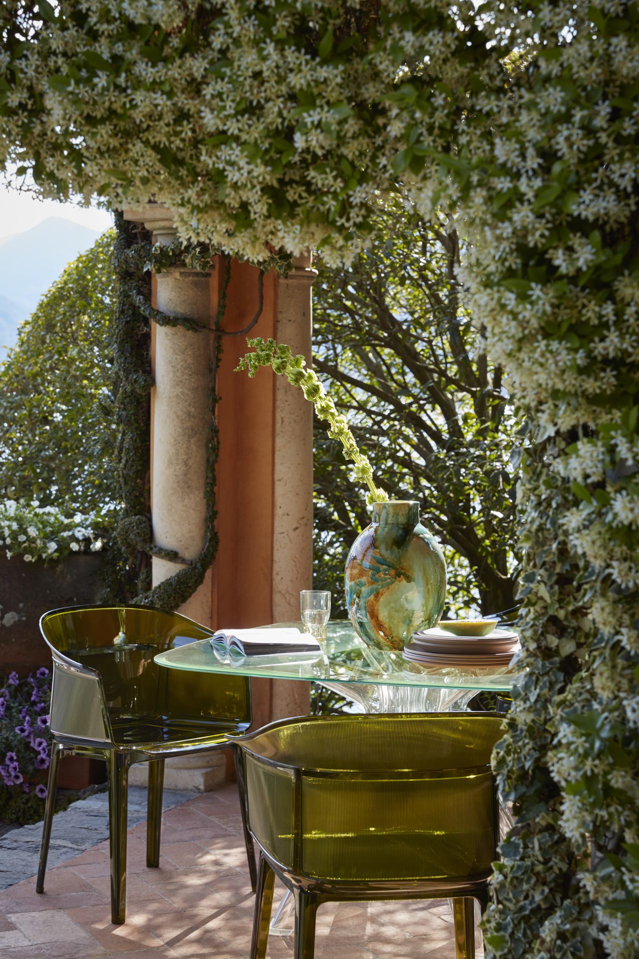 Kartell Spring exterior
