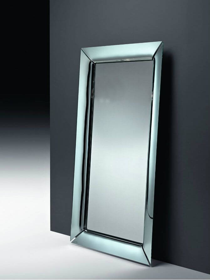 CAADRE / Mirall de peu versió neutra