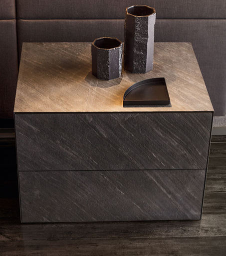 [395/4F2Y6] Spazio / Tauleta de nit amb dos calaixos